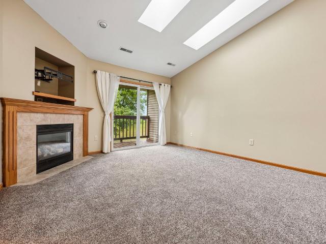 842 Evergreen Dr, Unit 1