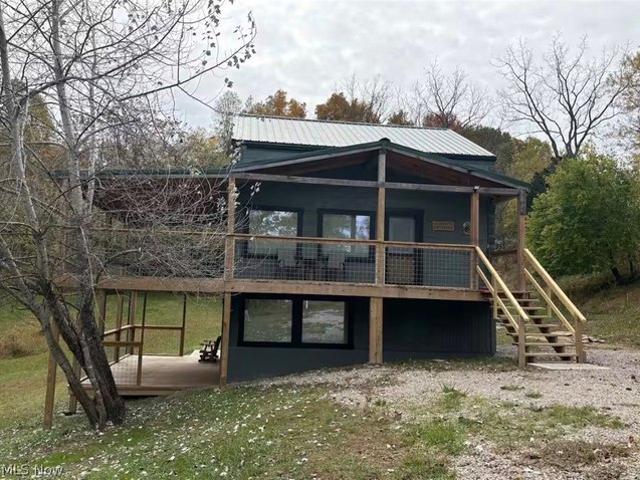 842 Windy Ridge Rd, Elizabeth, WV 26143
