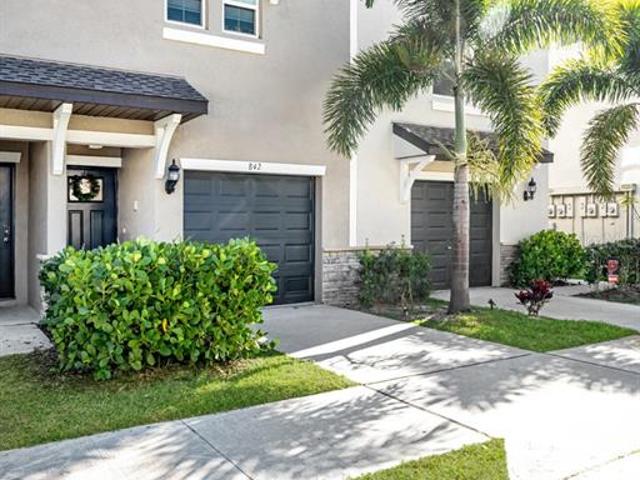 842 Tennyson Mill Cir, Tampa, FL 33619 | MLS #TB8460
