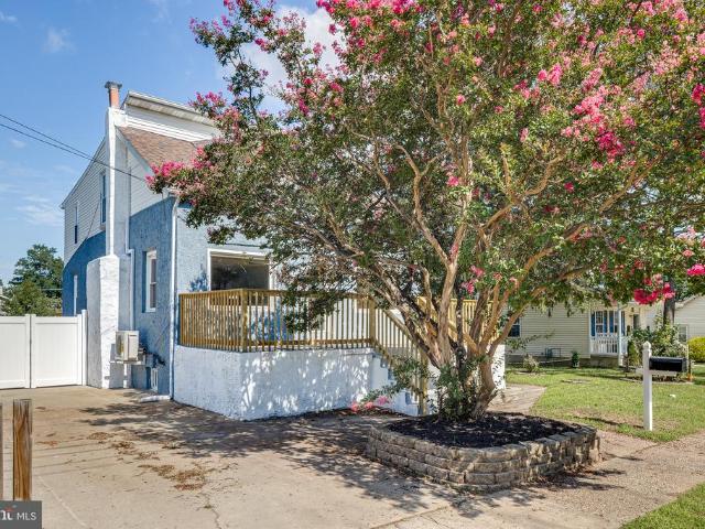 8435 Eden Lane