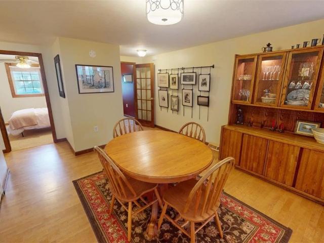 8432 Grandview Drive