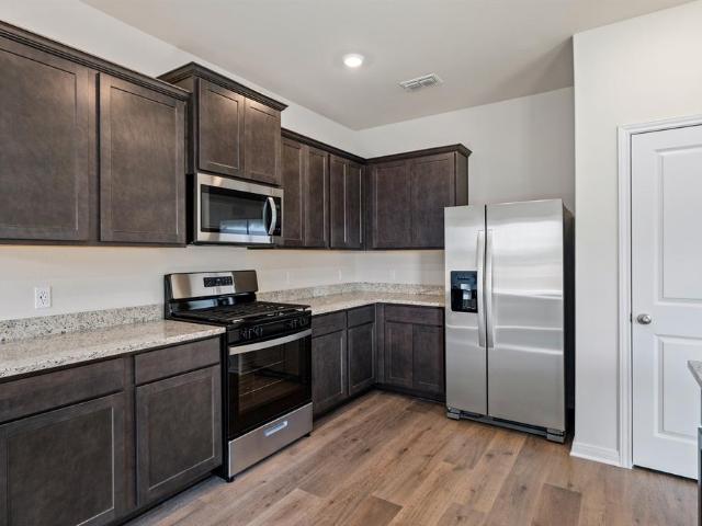 8433 White Wolf Trail