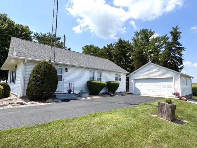 843 N 2401 Road