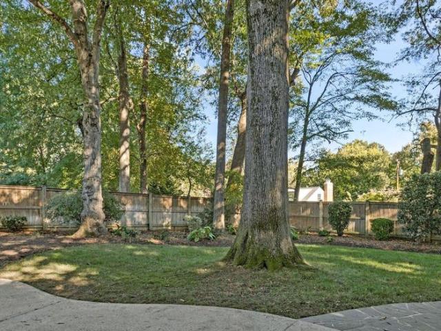 8445 Porter Lane