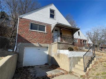 8447 Concord Pl, St. Louis, MO 63147 | MLS #26022