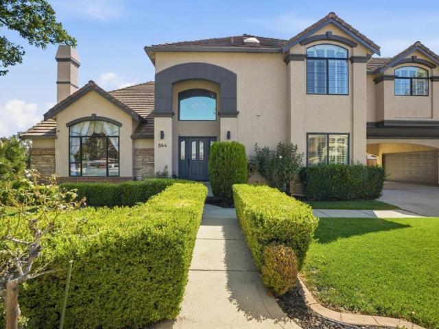 844 Black Walnut Way