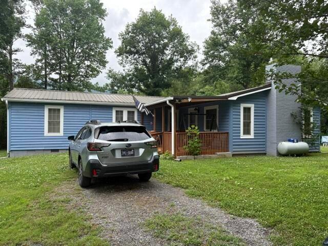 844 Grove Road