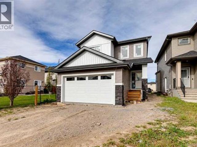 844 Hampshire Crescent Ne, High River, AB, T1V 0E4 house for sale | Listing ID A2349 | Royal LePage