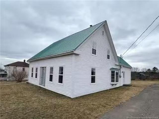 844 Route 776 Rte, Grand Manan, NB, E5G 2E2 house for sale.