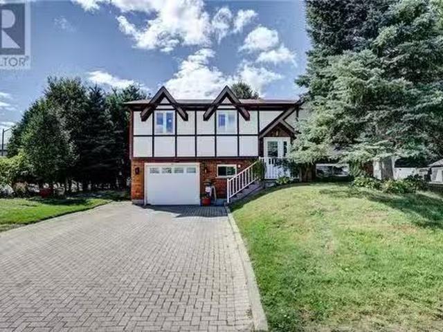 844 Windermere Crescent, Sudbury, ON, P3A 5A5 house for sale.