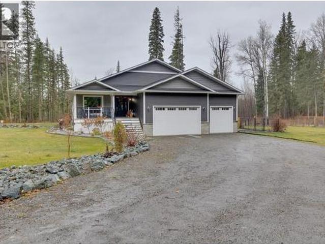 8458 Westcrest Drive, Prince George, BC, V2M 7C8 house for sale | Listing ID R3065 | Royal LePage