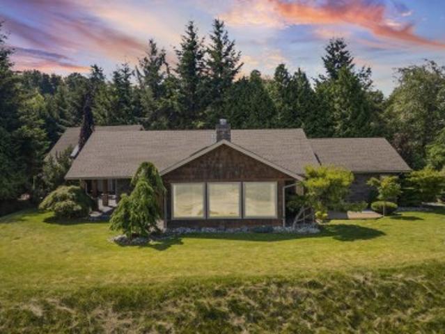 8451 Gooseberry Place, Chilliwack, BC, V2R 4A3 house for sale | Listing ID R3140 | Royal LePage