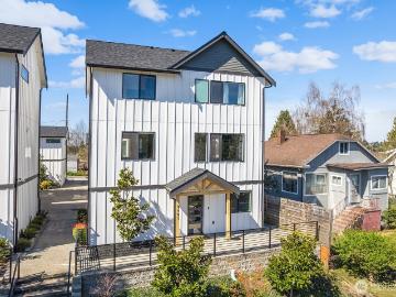 8451 18th Ave SW, Seattle, WA 98106 | MLS #2503