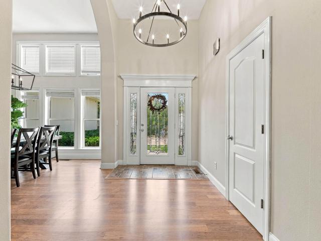 8452 Lady Slipper Road