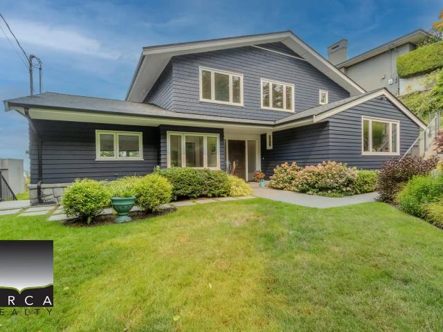 845 Braeside St, West Vancouver