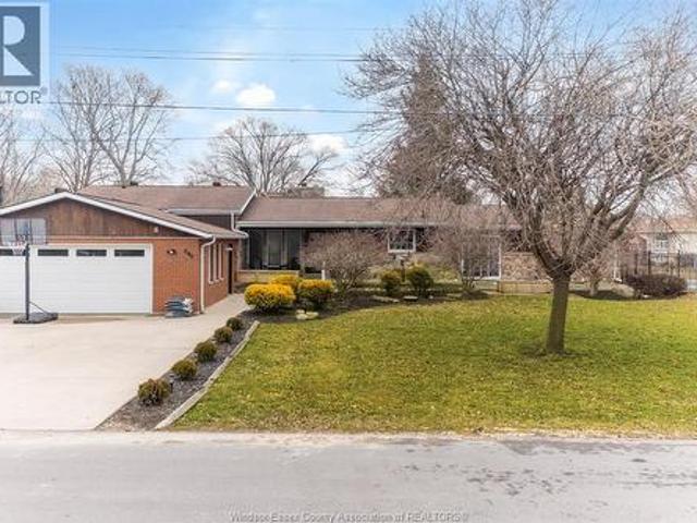 846 Park, Kingsville, ON, N9Y 3C5 house for sale | Listing ID 26007 | Royal LePage