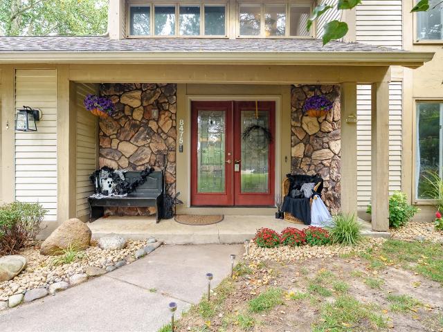 8475 Valleywood Lane