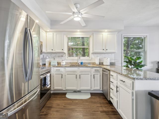 8470 Lake Dr, Snellville, GA 30039 | MLS #7788
