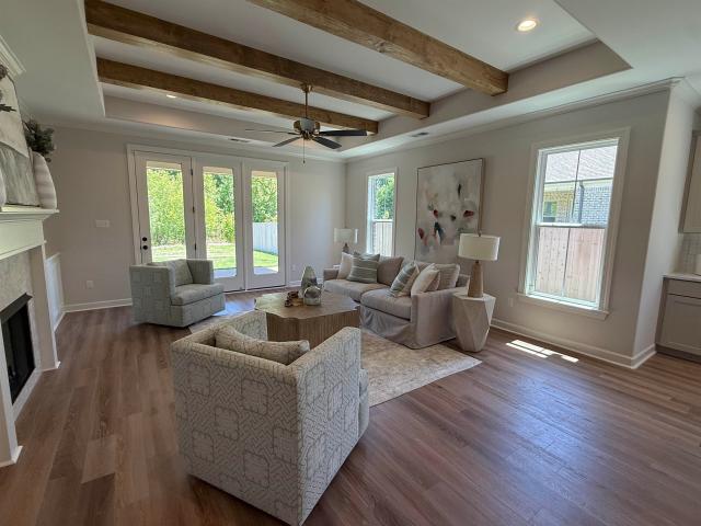 848 goldenrod way