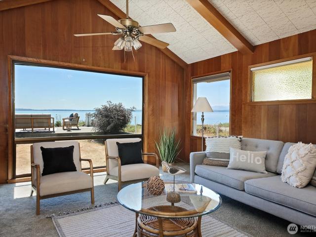 848 Old Beach Road