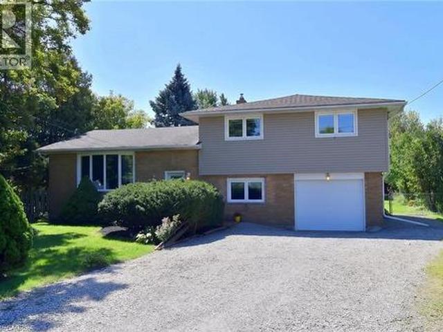 8491 Dickenson Road, Hamilton, ON, L0R 1W0 house for sale | Listing ID 40863 | Royal LePage