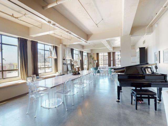849 S Broadway 708