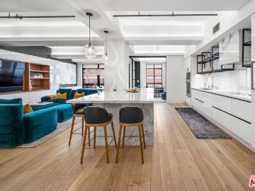 849 S Broadway 812