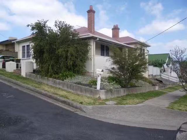 84 Upper Street, Bega, NSW 2550