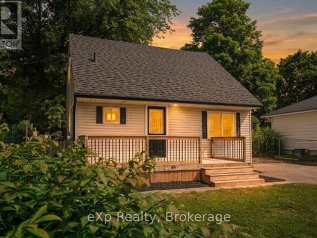 84 Victoria Boulevard, Huron East Vanastra, ON, N0M 1L0 house for sale | Listing ID X13553 | Royal LePage
