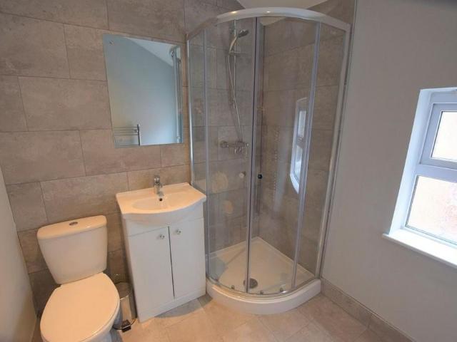 84 Walbrook Road, Derby, DE23 1 bed in a house share to rent £425 pcm £98 pw