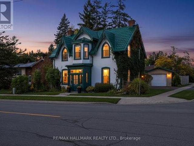 84 Wellington Street E, Barrie, ON, L4M 2C4 house for sale | Listing ID S13838 | Royal LePage