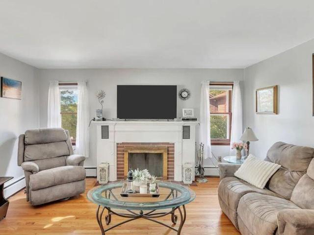 84 Worth Avenue