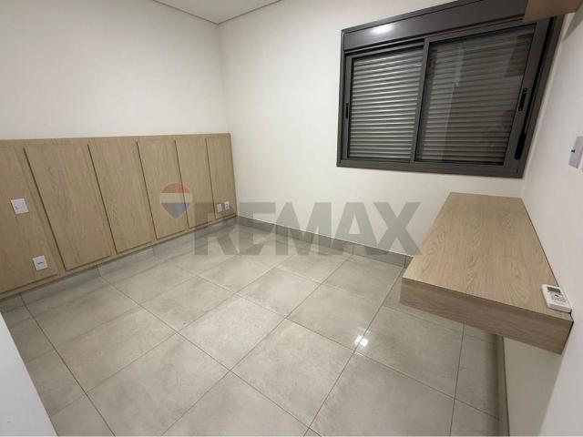 84 Área Útil Apartamento Alugar, 2 Dormitórios localizado em Jardim Botânico, Ribeirão Preto, São Paulo, 14021630 | Brasil