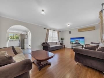 84 Barries RoadMelton VIC 3337, Australia