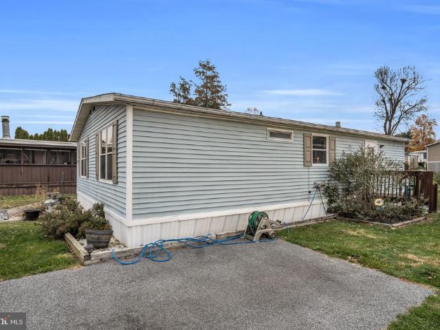 84 Buttonwood Drive