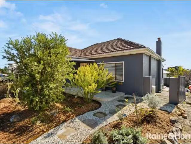 84 Crebert Street, MAYFIELD House for rent Listed by Leasing.
