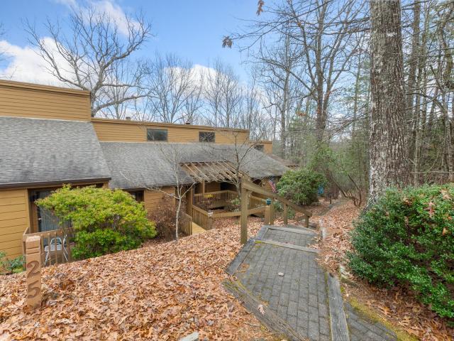 84 Emerald Ridge Rd. Unit 26, Sapphire, US, NC