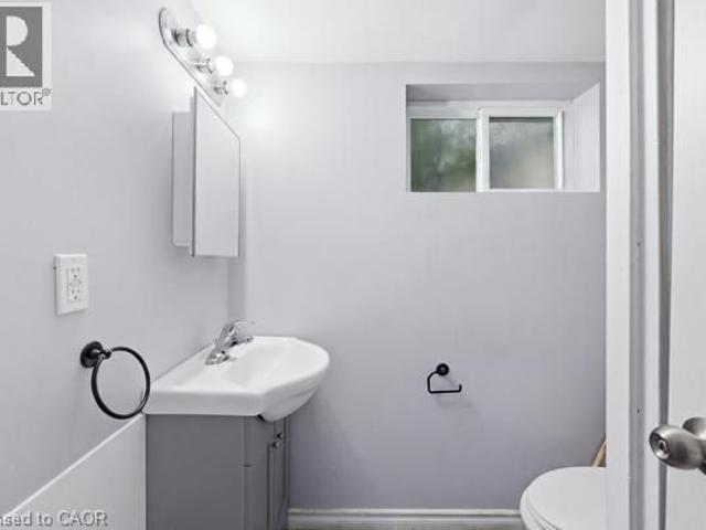84 EWEN Road Unit# Room 1, Hamilton, Ontario, L8S3C5