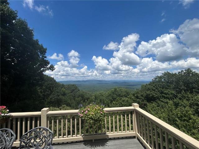 84 Fox Claw Knoll