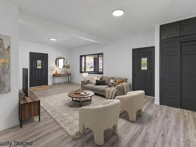 84 Fulton Street