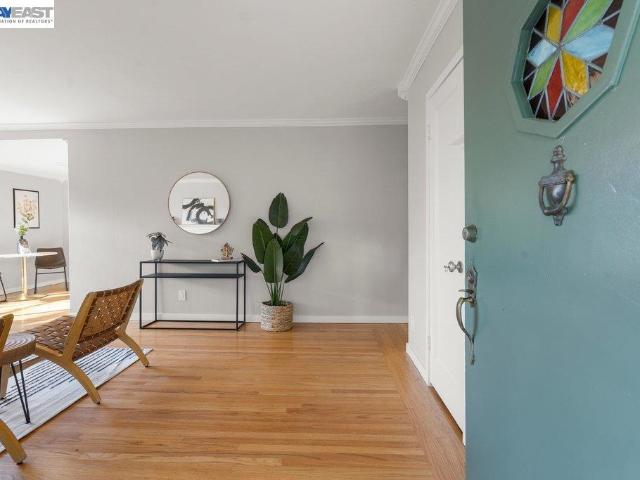 84 Grandview Pl