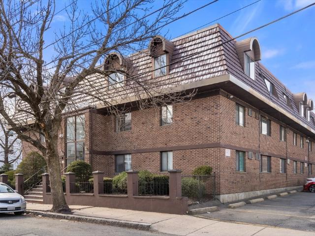 84 Grant St, Unit 12, Somerville, MA 02145 | MLS #73546