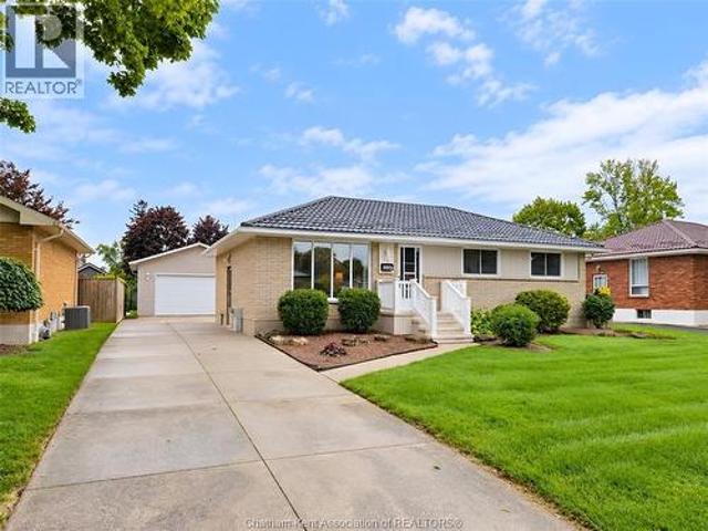 84 Holland Avenue, Chatham, ON, N7M 2C7 house for sale | Listing ID 26022 | Royal LePage