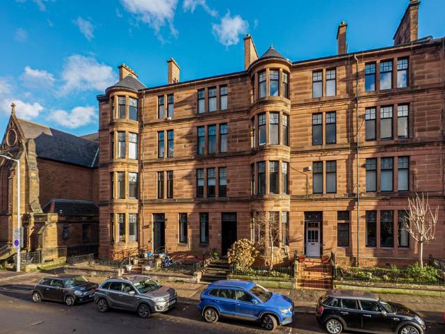 84 Hyndland Road, Partickhill, Glasgow, G12 9PZ, United Kingdom | 3 bed apartment for rent #138512677 | Rentberry