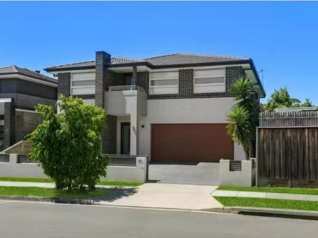 84 Jones Ave, Potts Hill House for rent Listed by Ali Awick o.