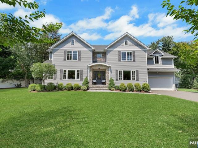 84 Leclerc Avenue