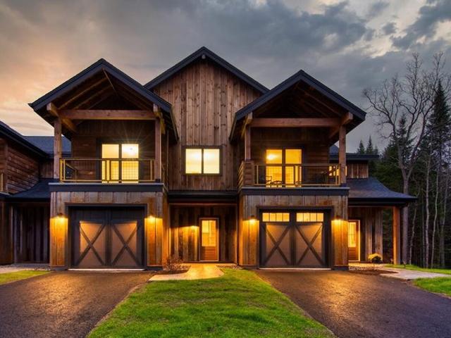 84 Long Pond Trl, Lake Placid, NY 12946