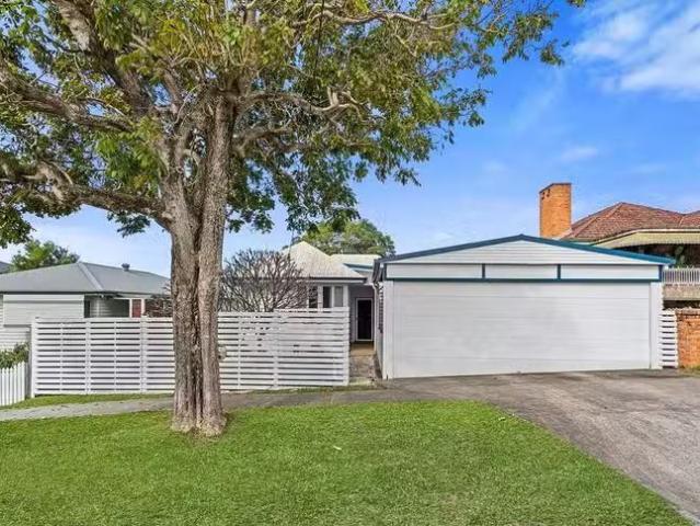 84 Lutzow Street, Tarragindi, QLD 4121