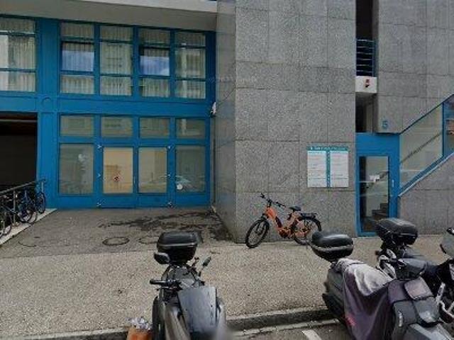 84 m2 apartment for rent in Geneva Plainpalais
