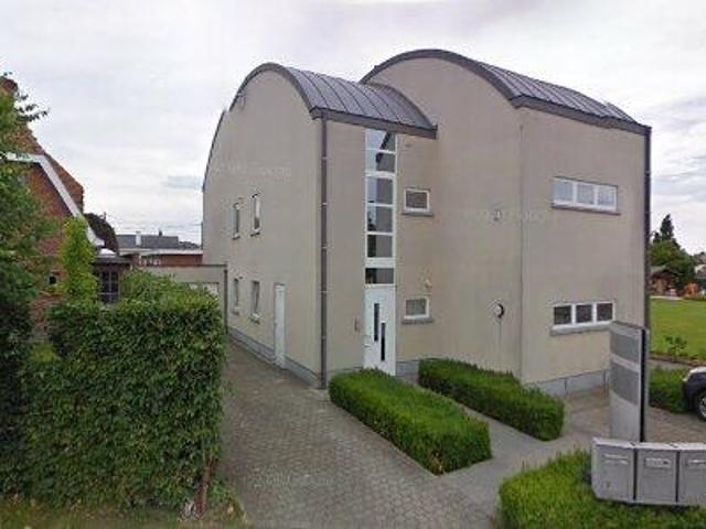84 m2 apartment for rent in Waregem